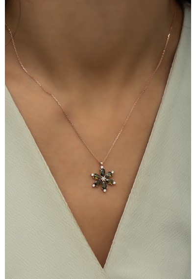925 Ayar Gümüş Rose Mistik Topaz Taşlı Çiçek Kolye Rose Gold