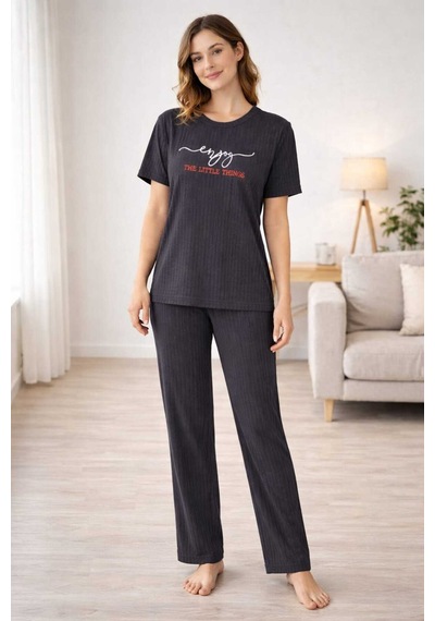 Kadın %100 Pamuk Pijama Takımı Raporlu Kumaş Rahat Kalıp Yazlık Ev Giyim Siyah