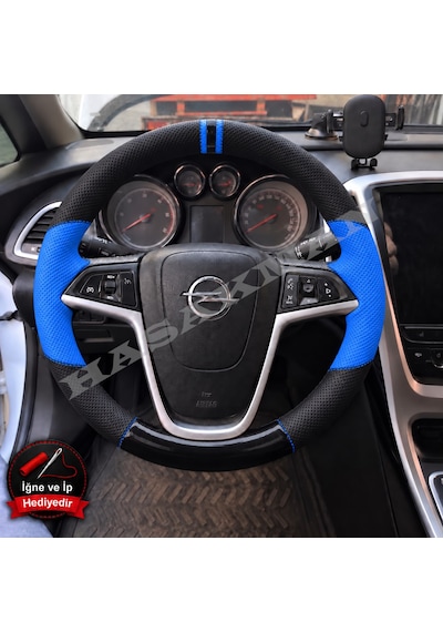 Opel Mokka Dikme Direksiyon Kılıfı Delikli Deri Parlak Siyah Mavi Detay Çift Yüzük Ve Dikiş 2012-2016