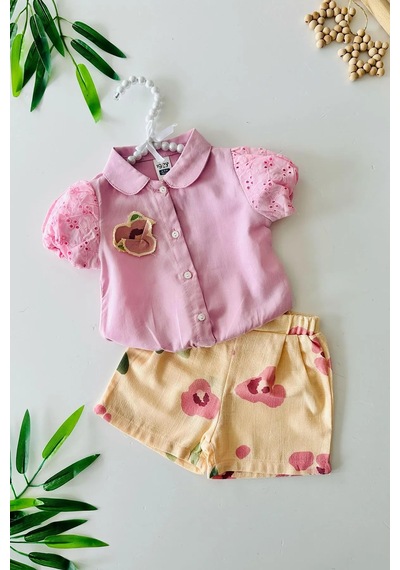 Minigimin Cicileri Miniğimin Cicileri Çiçek Desenli Şort Ve Dantel Kollu Gömlek Kız Bebek Takımı - Pembe Minigimin Cicileri Miniğimin Cicileri Çiçek Desenli Şort Ve Dantel Kollu Gömlek Kız Bebek Takımı - Pembe