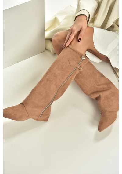 Fox Shoes V380526402 Taba Süet Düz Taban Fermuar Detaylı Kadın Çizme Taba