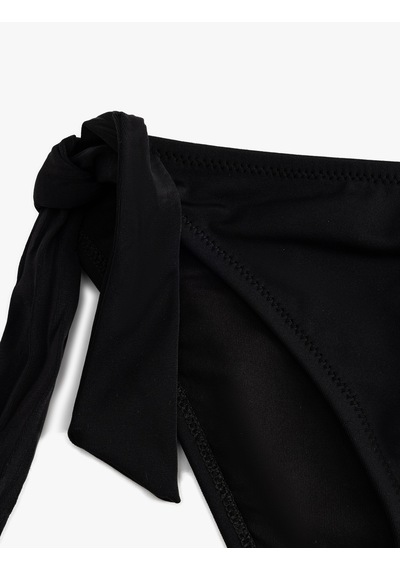 Koton Astarlı Yanları Bağlama Detaylı Bikini Altı Siyah 5sak00005mm Siyah