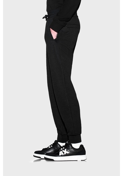 Armani Exchange Jakarlı Jarse Kumaştan Regular Fit Lastikli Paça Pantolon Erkek Pantolon Xm002907 Af21862 Uc001 Siyah