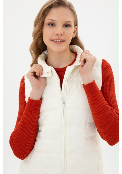 U.S. Polo Assn. Kadın Beyaz Yelek 50311989-VR256