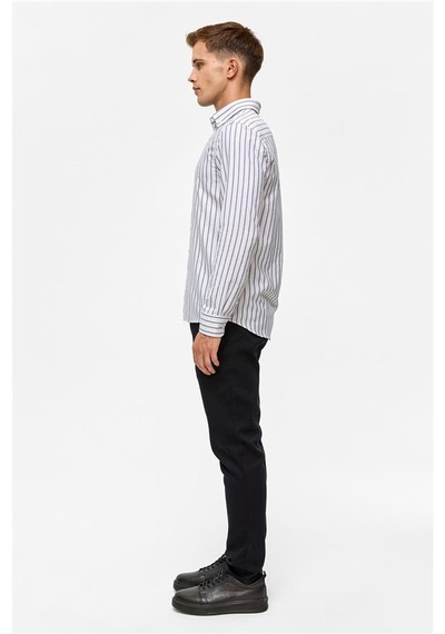 Süvari Siyah Slim Düğmeli Yaka Düz Cepsiz Casual Gömlek Gm2025500487-s09 Siyah