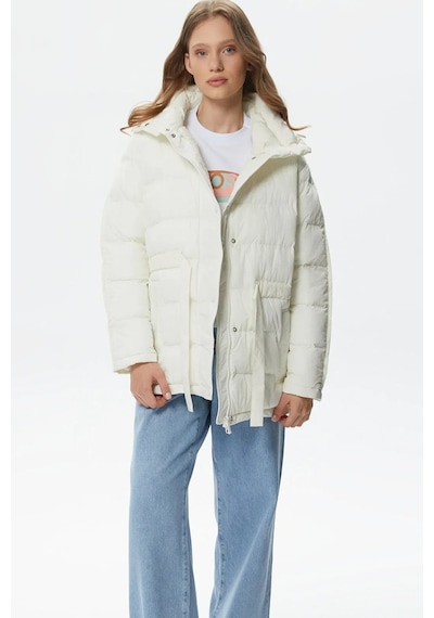Lacoste Kapitone Syntetic Fill Jacket Dik Yaka Krem Kadın Mont Krem
