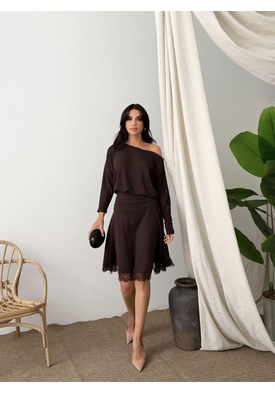 Kadın Dantelli Bel Drape Detaylı Kayık Yaka Modal Kumaş Midi Elbise Kahverengi