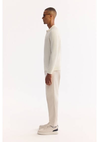 Avva Erkek Ekru Polo Yaka Düğmeli Soft Touch Dokulu Triko Regular Fit Kazak A52y5030 Avva Erkek Ekru Polo Yaka Düğmeli Soft Touch Dokulu Triko Regular Fit Kazak A52y5030