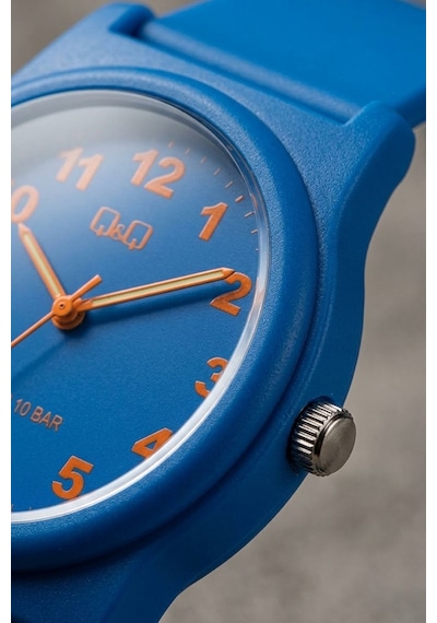 Q&q Qcg2225 Saks Mavi Rakamlı Silikon Kordonlu 38 Mm Su Geçirmez Unisex Kol Saati