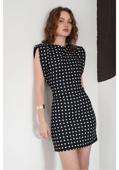 Verymoda Puantiyeli Bisiklet Yaka Diz Üstü Elbise D3013 Siyah
