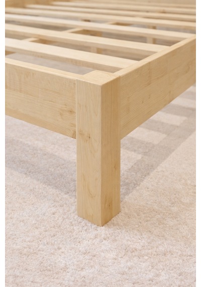 Ori On Kiremit Rengi Puf Başlıklı Masif Ahşap Vernik 90x200