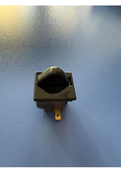 Uğur Dikey Şişe Soğutucu Fan Kapı Butonu Switch Siviç 0023