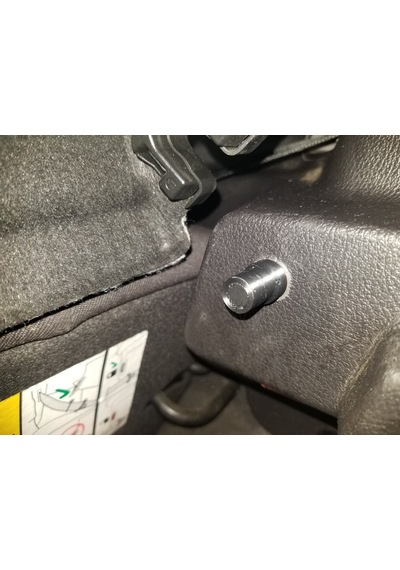 2013 Ford Focus Güvenlik Gölgelik Menteşe Pimi
