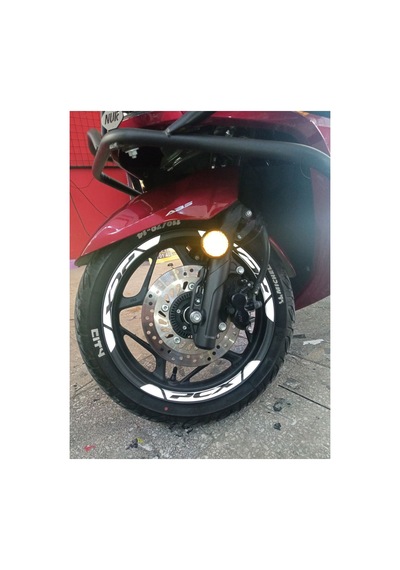 Honda Pcx Uyumlu Beyaz Kesimli Jant Şerit Sticker
