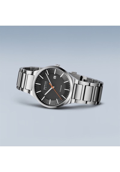 Bering 15239-779 Erkek Kol Saati Çok Renkli