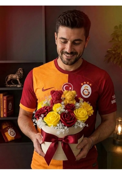 Mumelia Adanmış Hayatlar - Doğal Soya Taraftar Mum Buketi - Sarı-kırmızı