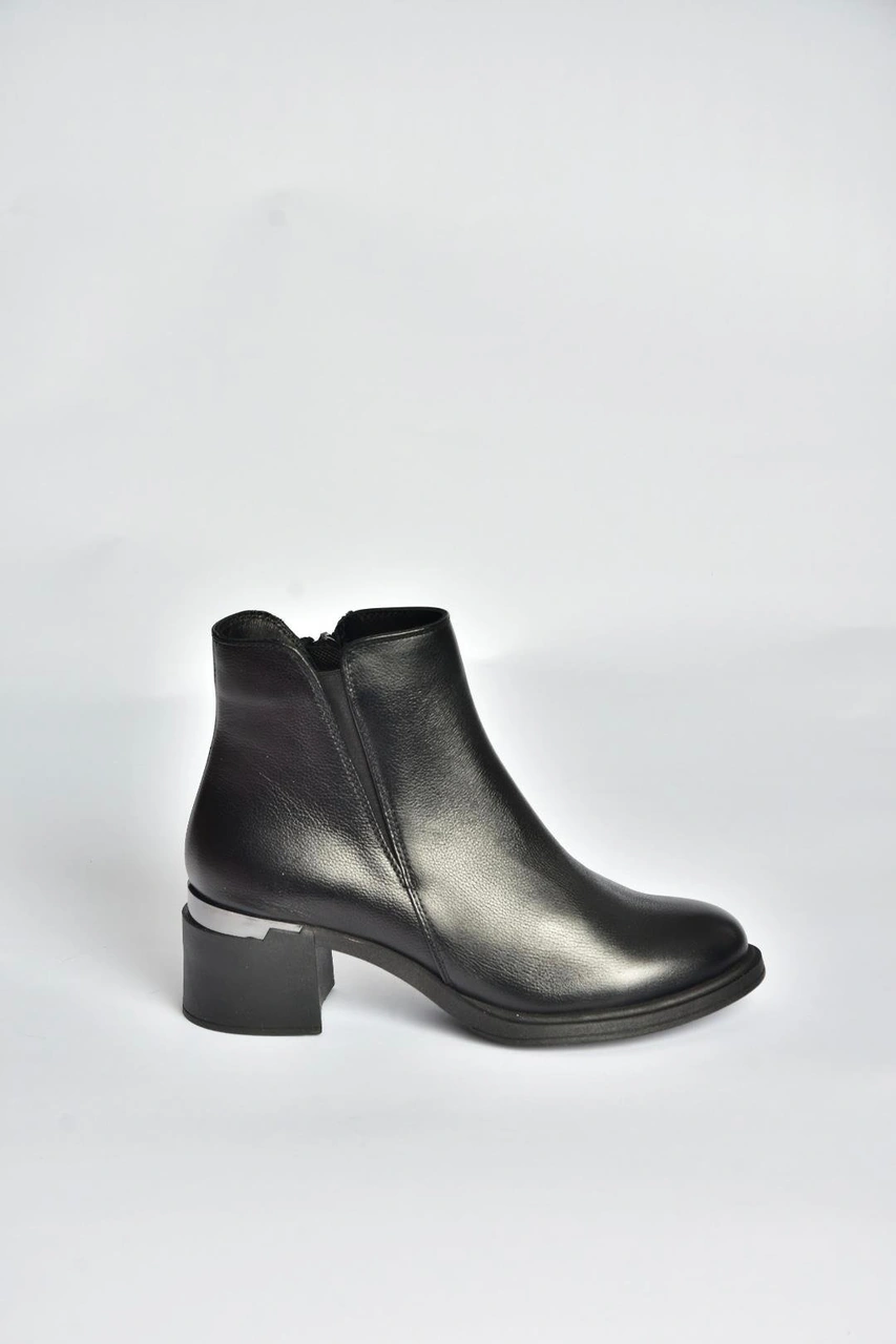 Fox Shoes V555558403 Siyah Hakiki Deri Alçak Topuklu Kadın Bot Siyah-hakiki Deri