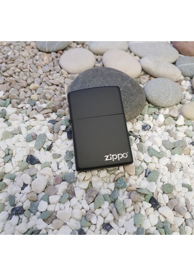 Zippo Çakmak Mat Siyah Zippo Logo 218-067277