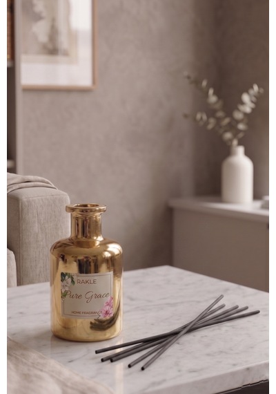 Pure Grace Oda Kokusu Ve Mum Seti 200 Cc / 210 Gr Renkli