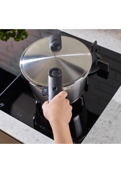 Fissler Vitaquick Premium 8 Litre Düdüklü Tencere + Buharda Pişir Diğer