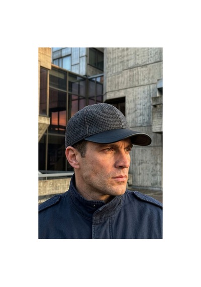 Emybox Deri Siperlikli Kaşe Kadife Şapka Unisex Kışlık - Ayarlanabilir Urban Stil Baseball Cap Füme