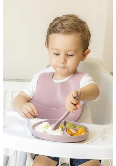 Pembe 3 Lü Silikon Yemek Seti Önlük + Diş Kaşıyıcılı Kaşık + Vakumlu Tabak Renkli