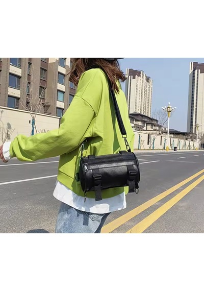 Mucize Erkek Tasarımcı Crossbody Çanta Moda Küçük Silindir Telefon Paketleri 2020women's Messenger Omuzdan Askili Çanta Sokak Hip-hop Takım Çantası Diğer Mucize Erkek Tasarımcı Crossbody Çanta Moda Küçük Silindir Telefon Paketleri 2020women's Messenger Omuzdan Askili Çanta Sokak Hip-hop Takım Çantası Diğer