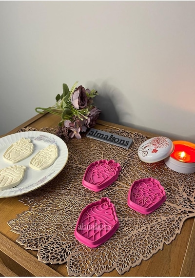 Cupcake Kurabiye Kalıbı Seti - Set 1 - Hamur Şekillendirici - Şeker Hamuru Kalıp- 3 Adet