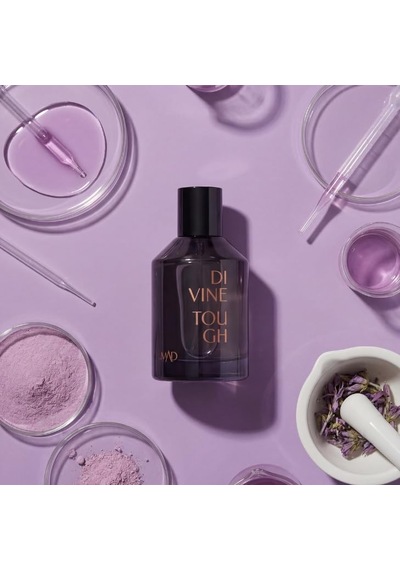 Divine Tough Erkek Parfüm Extrait De Parfum 100 Ml Diğer