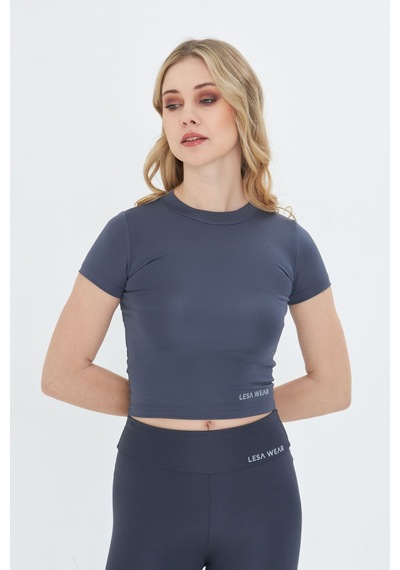 Lesa Wear Soft Touch Bedene Oturan Spor Crop T-shirt Short Fitted Antrasit