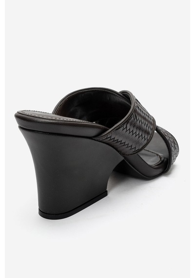 Luvi Shoes Lavean Kahverengi Örgü Çapraz Bantlı Kadın Dolgu Topuklu Terlik
