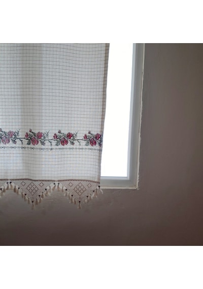 Kırmızı Kanaviçeli Doğal Pamuklu Güneşlik Perde Buldan - Bodrum Bej - Krem