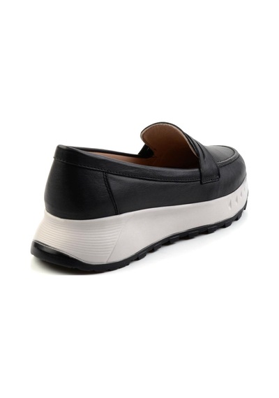 Bambi Siyah Leather Kadın Loafer Ayakkabı K01518015203 Siyah