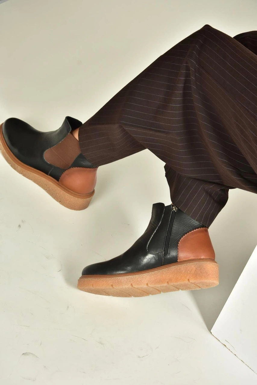 Fox Shoes V555115103 Siyah Hakiki Deri Kalın Tabanlı Kadın Bot Siyah-hakiki Deri