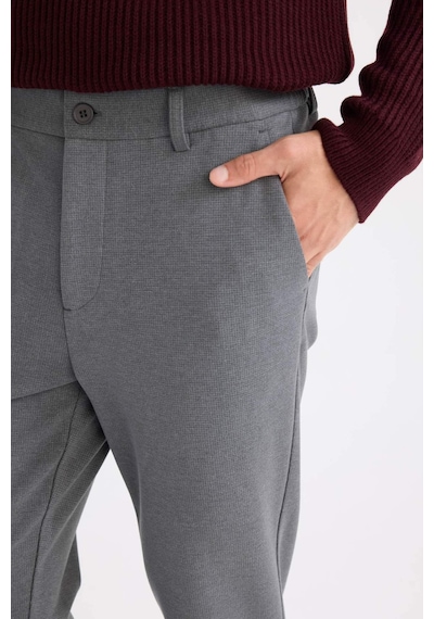 DeFacto Tailored Regular Fit Normal Kesim Kumaş Pantolon Basic Düz Cepli D9084AX24WNAR167