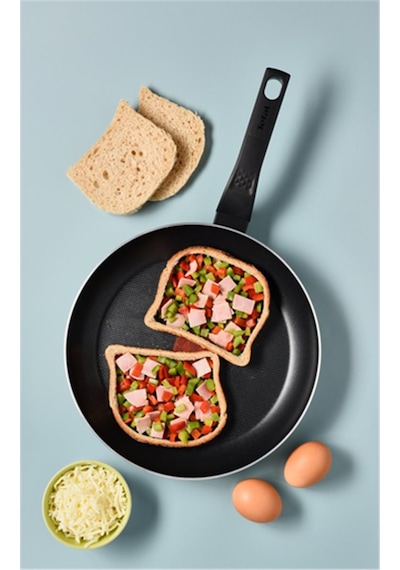 Tefal Titanyum 1x Simplecook Difüzyon Tabanlı Tava 28 CM Siyah