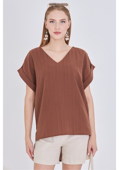 Armonika Kadın Açık Kahve V Yaka Yanları Yırtmaçlı Arkası Uzun Duble Kol Detaylı Oversize Bluz Arm-24y001074 Açık Kahverengi