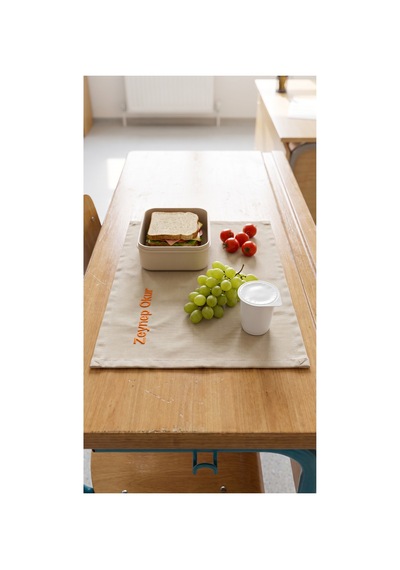 Kişiye Özel İsim Nakışlı Duck Kumaş Beslenme Örtüsü 45x35 Cm Su Ve Leke Tutmaz Kumaş - 922755444