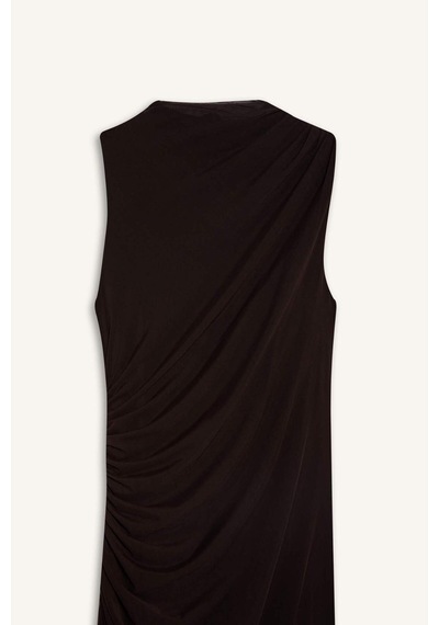DeFacto Bodycon Vücudu Saran Yarım Balıkçı Yaka Basic Düz Tül Kolsuz Maxi Abiye Elbise C3519AX25SPBR52