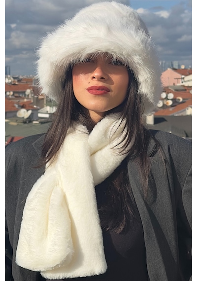 Mollycrush Kadın Beyaz Peluş Kürk Bucket Şapka Boyunluk Seti 2'li Trend Takım Beyaz