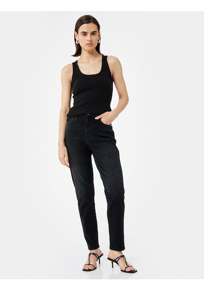 Koton Pamuklu Yüksek Bel Düğmeli Slim Fit Mom Jean Pantolon - Mom Jeans Siyah 5wal40043md Siyah