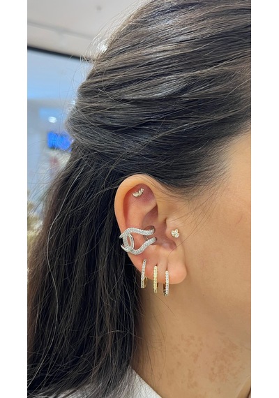 Taşlı Geçmeli Silver Kıkırdak Küpe Çok Renkli