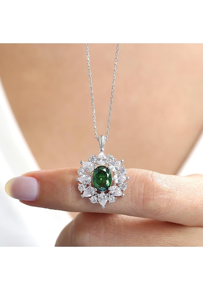 Mia vento Effective Diamond Paris Işıltısı Sentetik Zümrüt Taşlı Gümüş Kolye