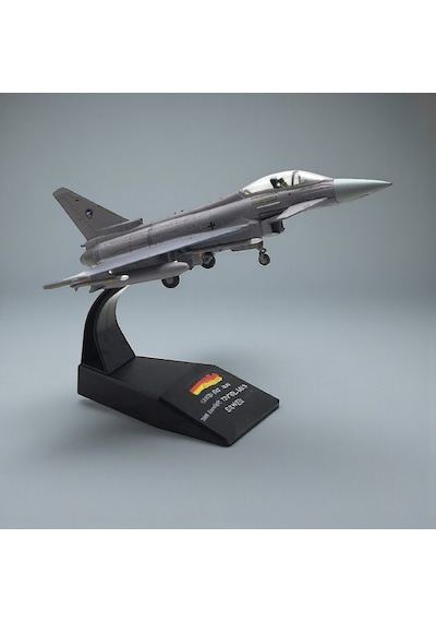 Maket Uçaklar-typhoon Savaş Uçağı Ebat:1/100 17 17 6,5 Cm .