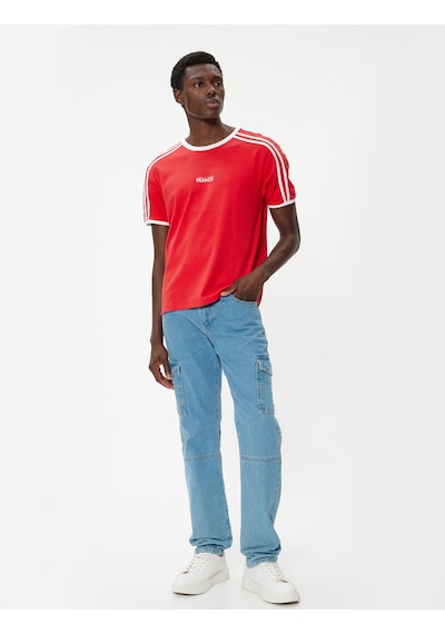 Koton Slim Fit Tişört Slogan Baskılı Kısa Kollu Bisiklet Yaka Biyeli Kırmızı 4sam11098hk Kırmızı Koton Slim Fit Tişört Slogan Baskılı Kısa Kollu Bisiklet Yaka Biyeli Kırmızı 4sam11098hk Kırmızı