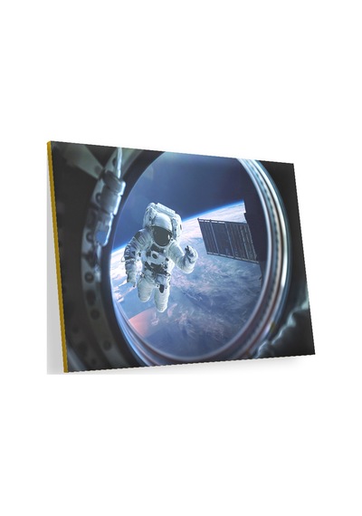 Cakasepetim Mekik Penceresinden Astronot Ve Dünya Ahşap Mdf Tablo