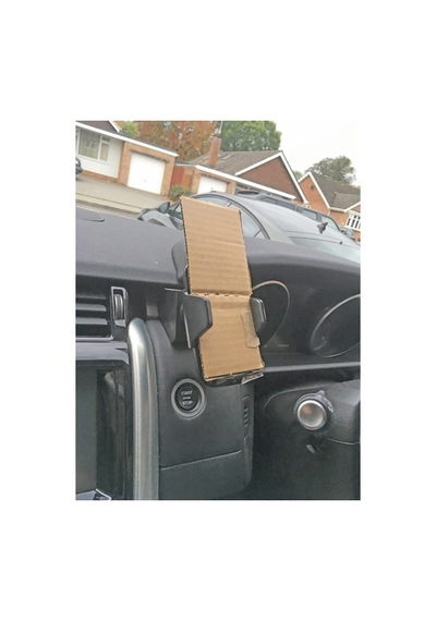 Land Rover Discovery 5 Telefon Braketi