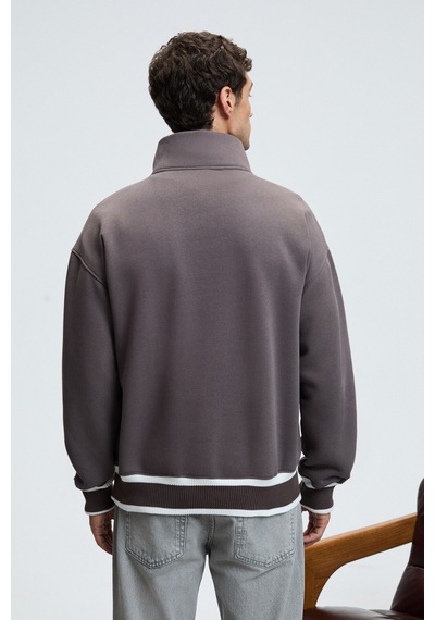 Grimelange PLATA Erkek Yarım Fermuarlı Kanguru Cepli Etek Ve Kolda Triko Detay Relaxed Fit Füme Sweatshirt