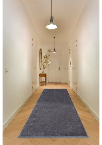 Vl Yuvarlak Comfort Düz Saçaklı Peluş Antrasit Yolluk Halı Antrasit Düz Saçak