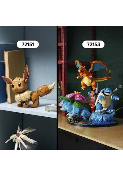 LEGO® Pokémon™ Pikachu ve Poké Topu 72152 - Yetişkinler için Duruşu Ayarlanabilir Figür İçeren Video Oyunu Modeli Yapım Seti (2050 Parça)